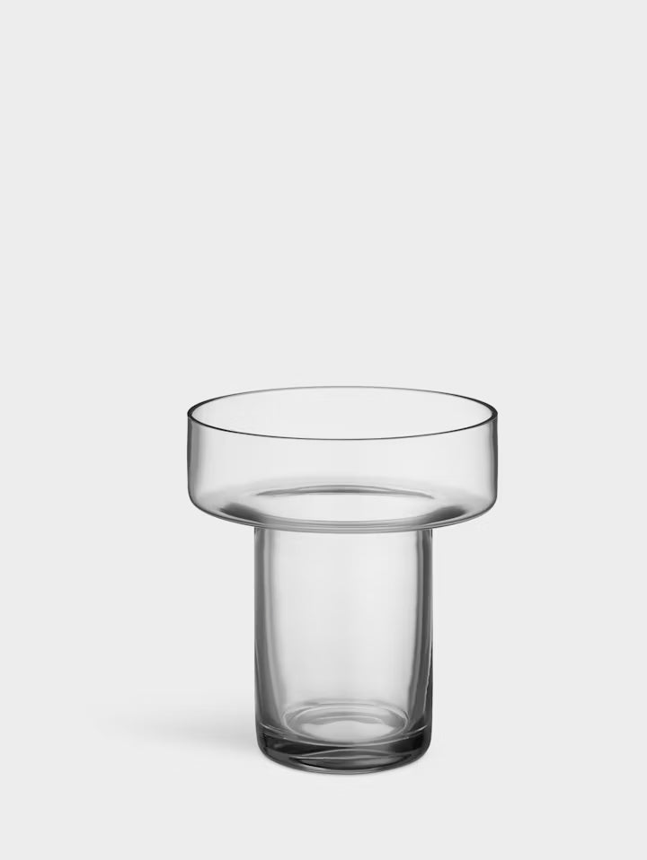 Mini-glassvase med smal hals og rund, åpen munn