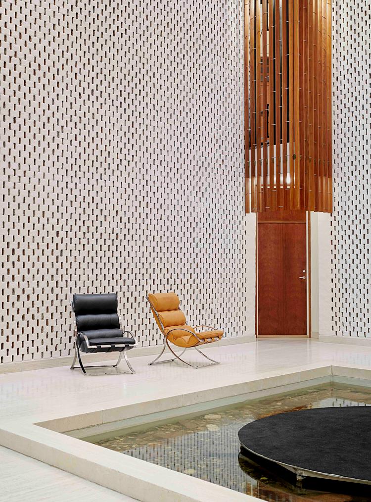 Sverre Fehn Venezia 01 Armchair