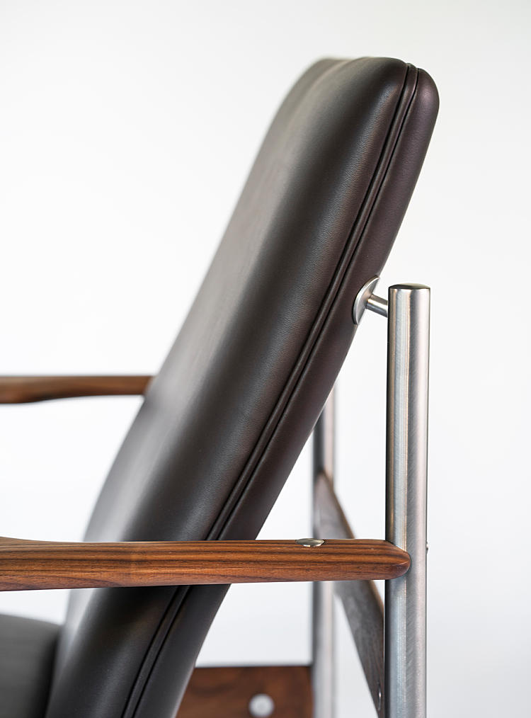 1001 AF Armchair